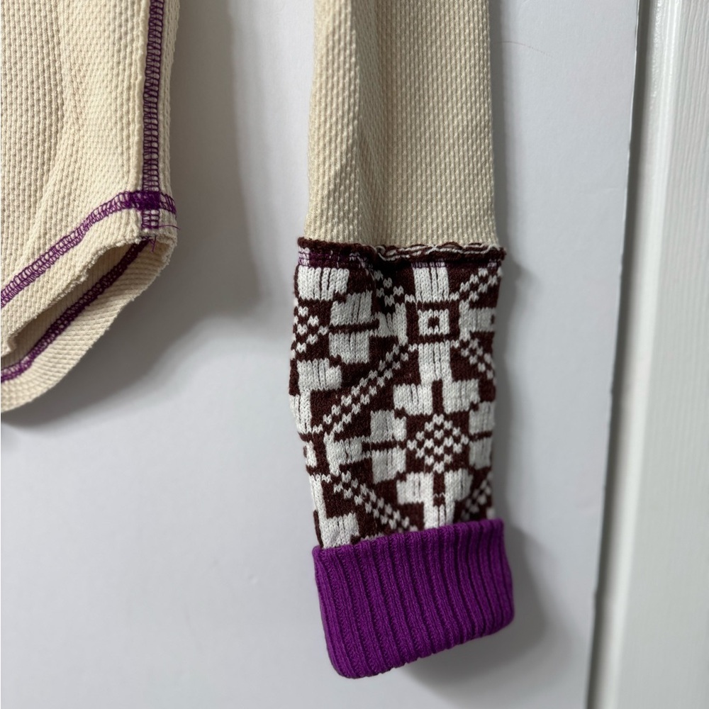 Free People Top, XS, Tan and Burgundy Stitching, Long Sleeves, Raglan NWOT - Picture 10 of 15